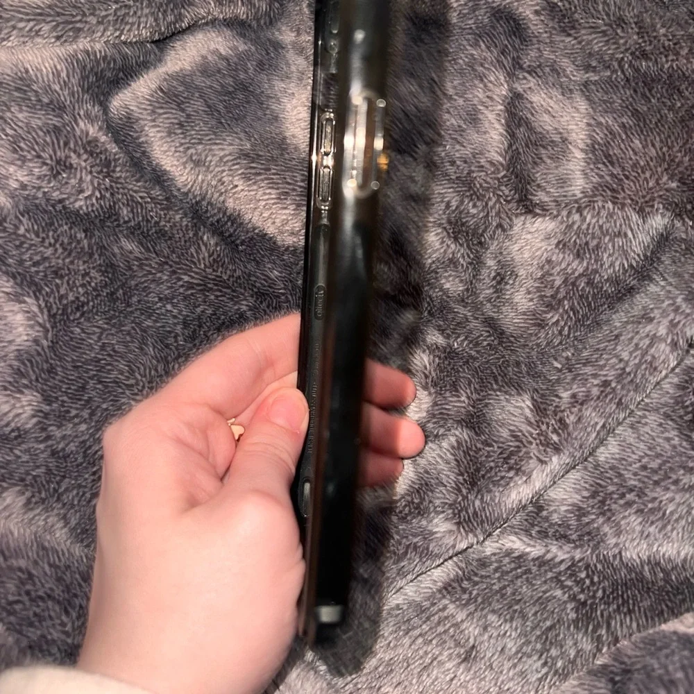 phone cases - Picture 3 of 3